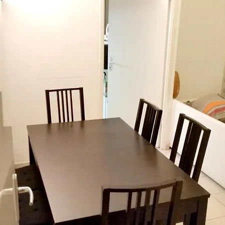 D'une A Auterive Avec Balcon Amenage Et Wifi * Auterive (Gers)